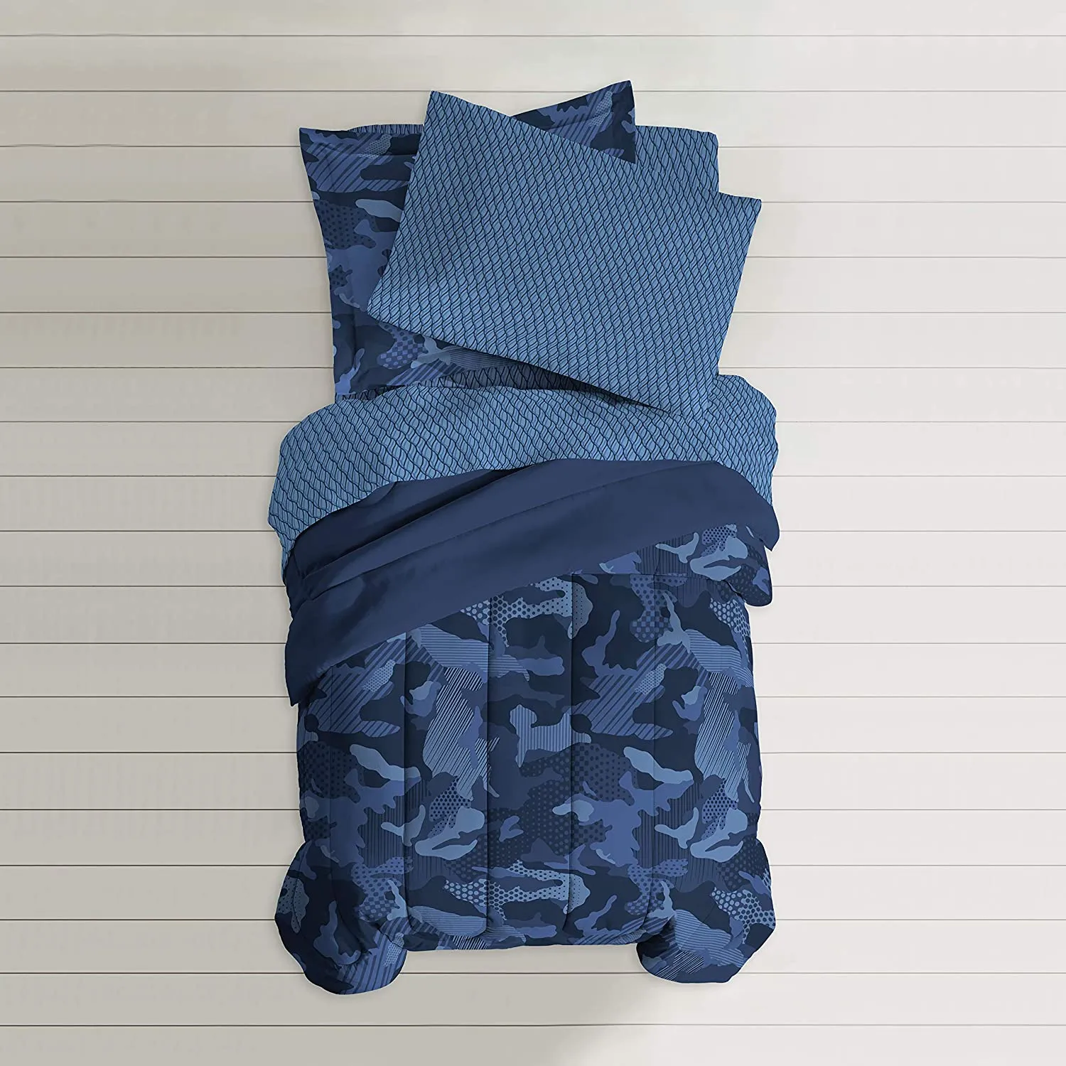 Dream Factory Geo Camo 7-Piece Bed in a Bag Comforter Set Blue Camouflage