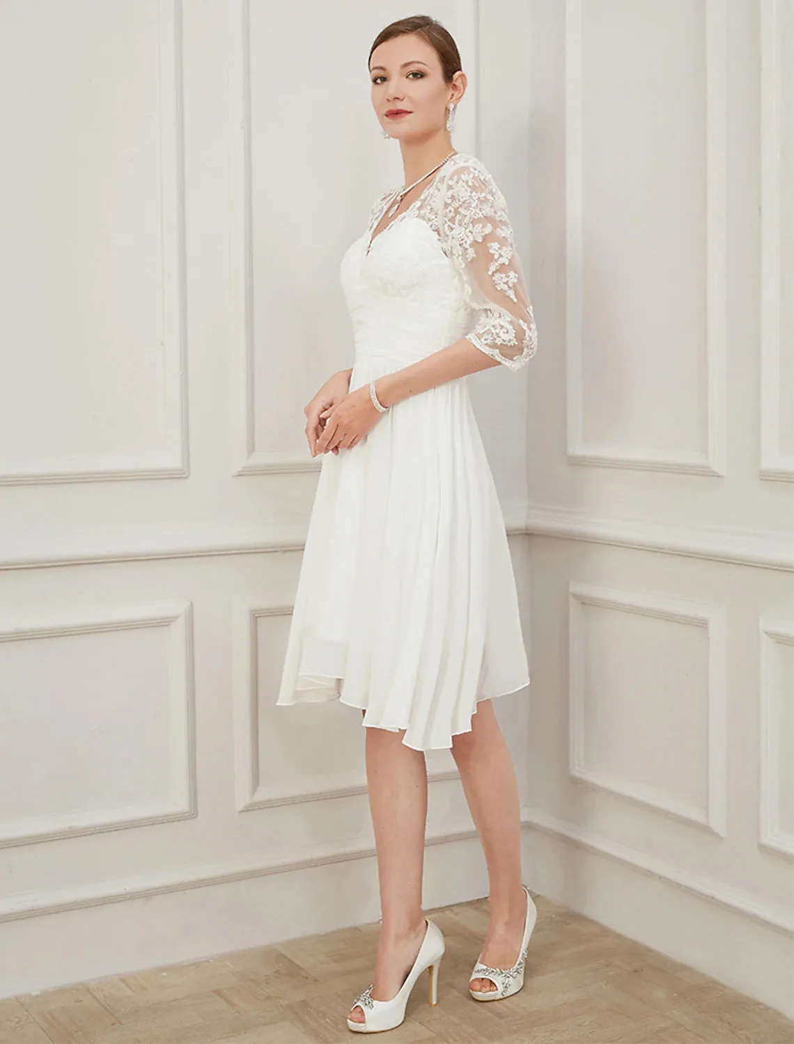 Reception Little White Dresses Wedding Dresses A-Line V Neck Half Sleeve Knee Length Chiffon Bridal Gowns With Draping Appliques 2023 Summer Wedding Party