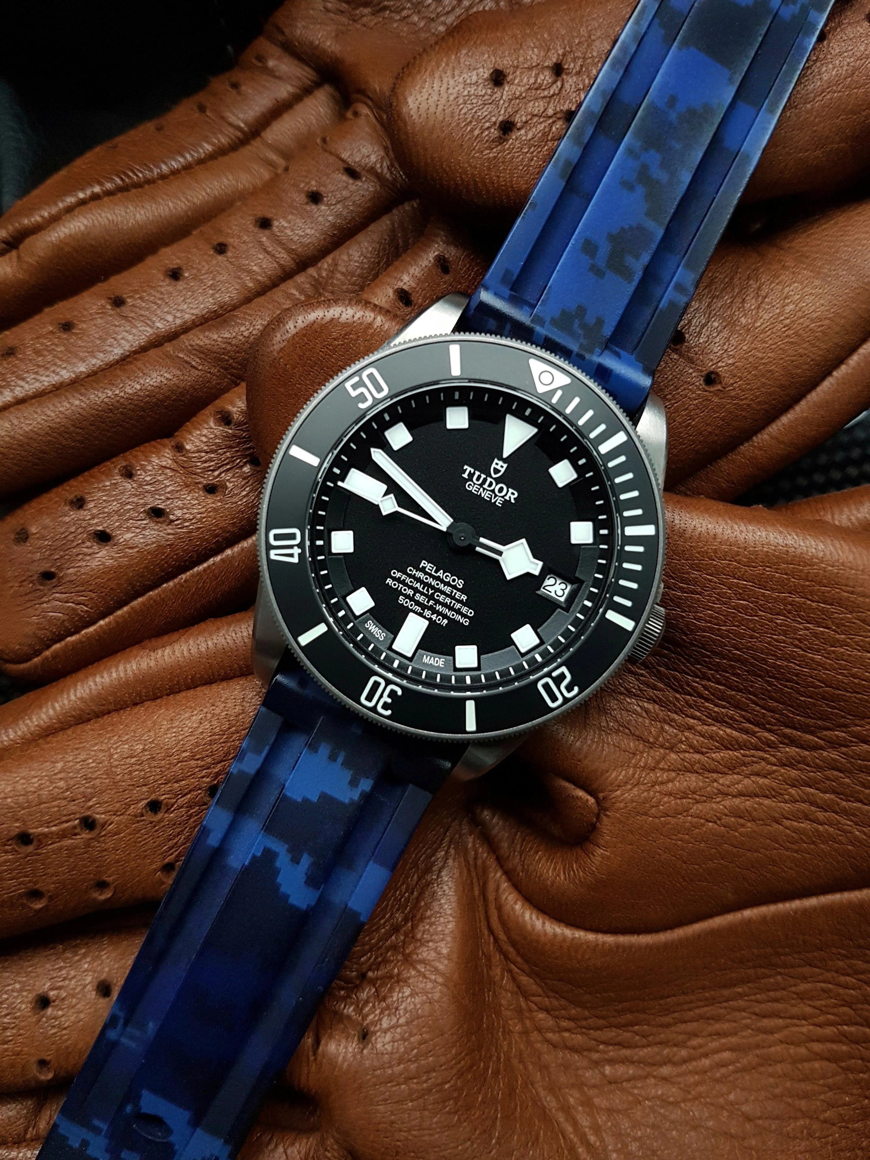 RUBBER STRAP FOR BELL & ROSS BR V2-93 - BLUE DIGI CAMO