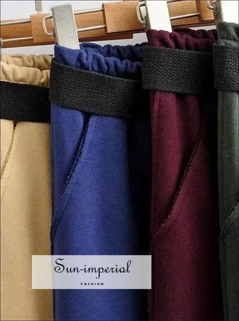 Sun-imperial Women Red Elasticated Waist Pintuck Sweatpants with Pockets Details Lightweight Cargo