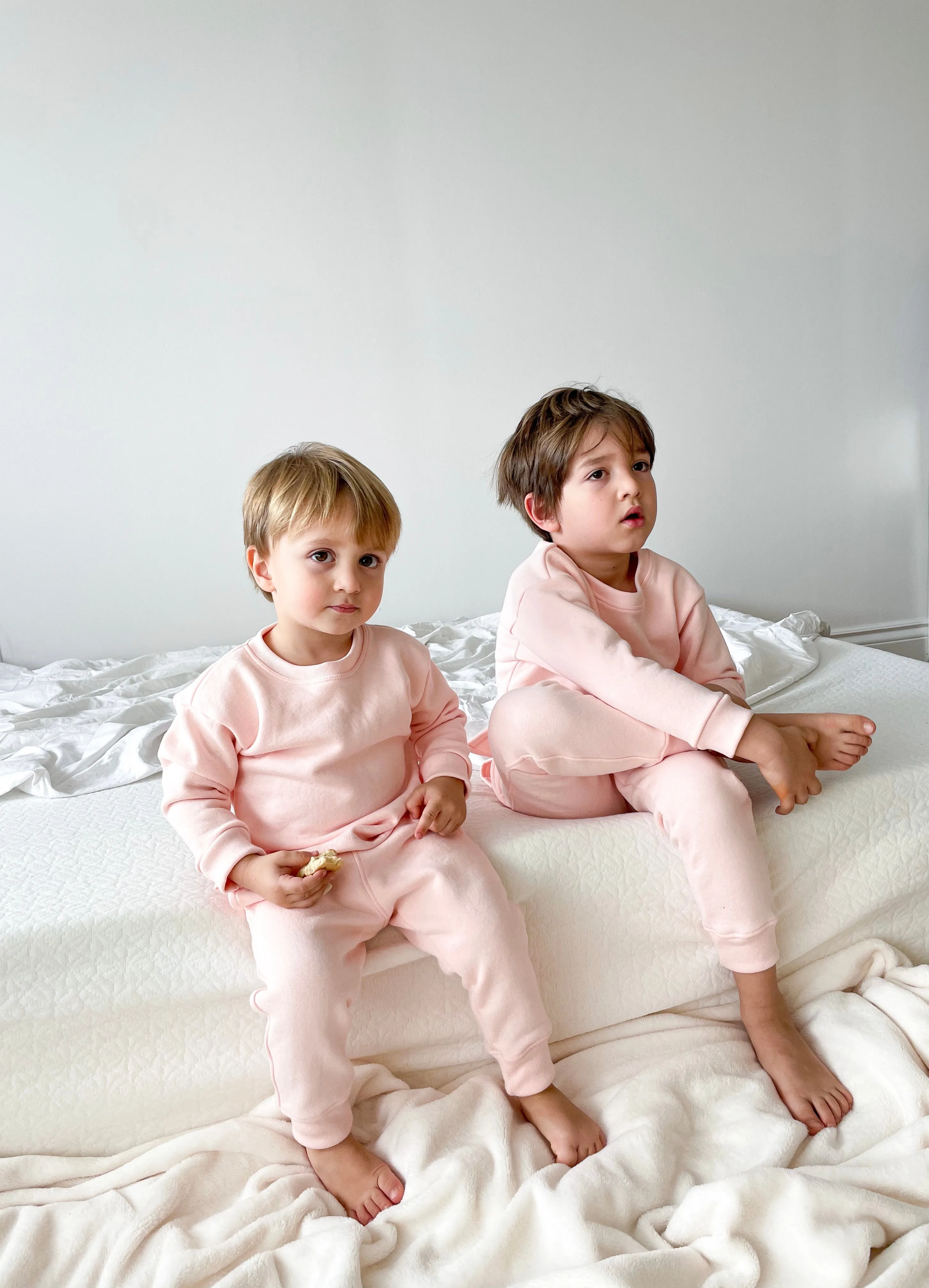 Unisex Fleece Sweatpants - Baby Pink