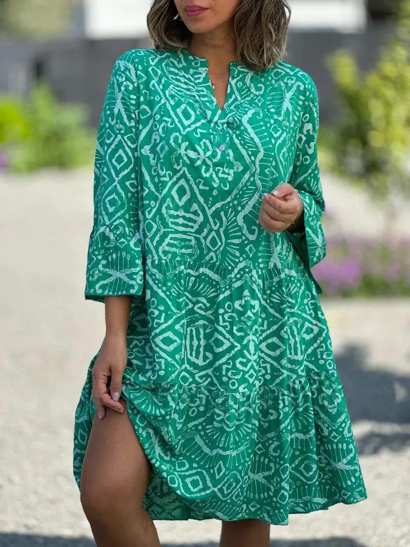 Women's V-neck Flared Sleeves Cake Flowers Stitching Dress
